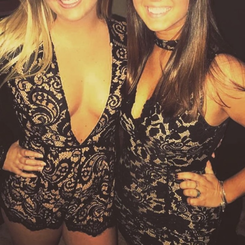 Romper Left Worn Once From Tobi Size M - image 1